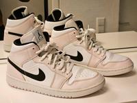 AIR JORDAN 1 MID 42,5 Baden-Württemberg - Schwaikheim Vorschau