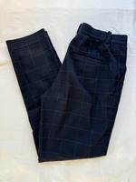 Uniqlo Smart 7/8 Hose dunkelblaue blaue karierte Chinos Berlin - Lichtenberg Vorschau