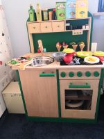 Kinderküche Spielküche mit viel Hape Zubehör Berlin - Neukölln Vorschau