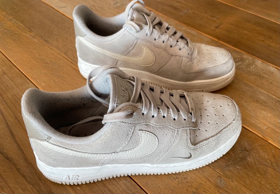 Nike Air Force 1, Gr. 40 weiß/grau Wildleder in Witten