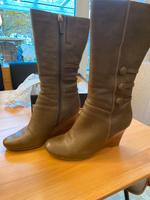 Lederstiefel Ecco 40/grün Buchholz-Kleefeld - Hannover Groß Buchholz Vorschau
