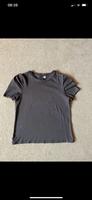 H&M Divided T-Shirt Damen Größe XS Sehr guter Zustand Thüringen - Heideland Vorschau