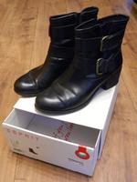 Stiefeletten in Größe 41 der Firma Esprit Nordrhein-Westfalen - Dinslaken Vorschau