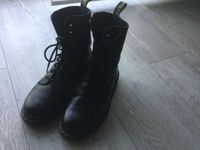 Dr. Martens, Virginia Black (1490), Größe 39, weiches Leder Nordrhein-Westfalen - Bergisch Gladbach Vorschau