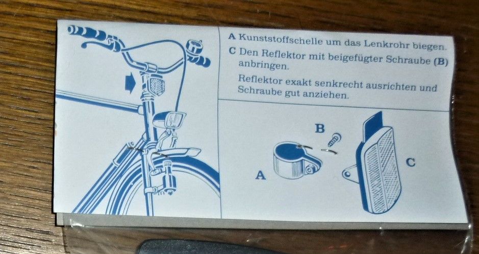 Schulsachen:Malschablonen,Stiftebox,Reflektoren,Lesezeichen z.Wah in Lohr (Main)