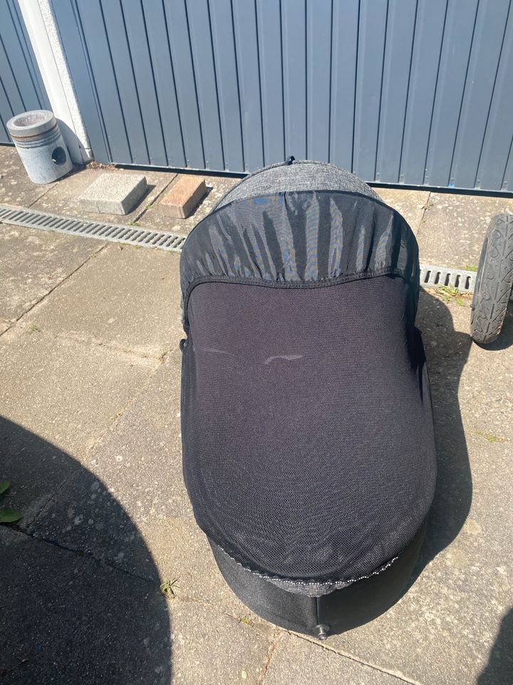 Kinderwagen TFK Joggster in Heiligenhafen 