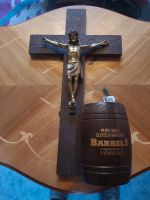 Jesuskreuz und Whiskyfass zu verkaufen Nordrhein-Westfalen - Lohmar Vorschau