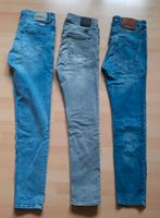 3 Jeanshosen Gr. 30/30, 30/32 Nordrhein-Westfalen - Borchen Vorschau