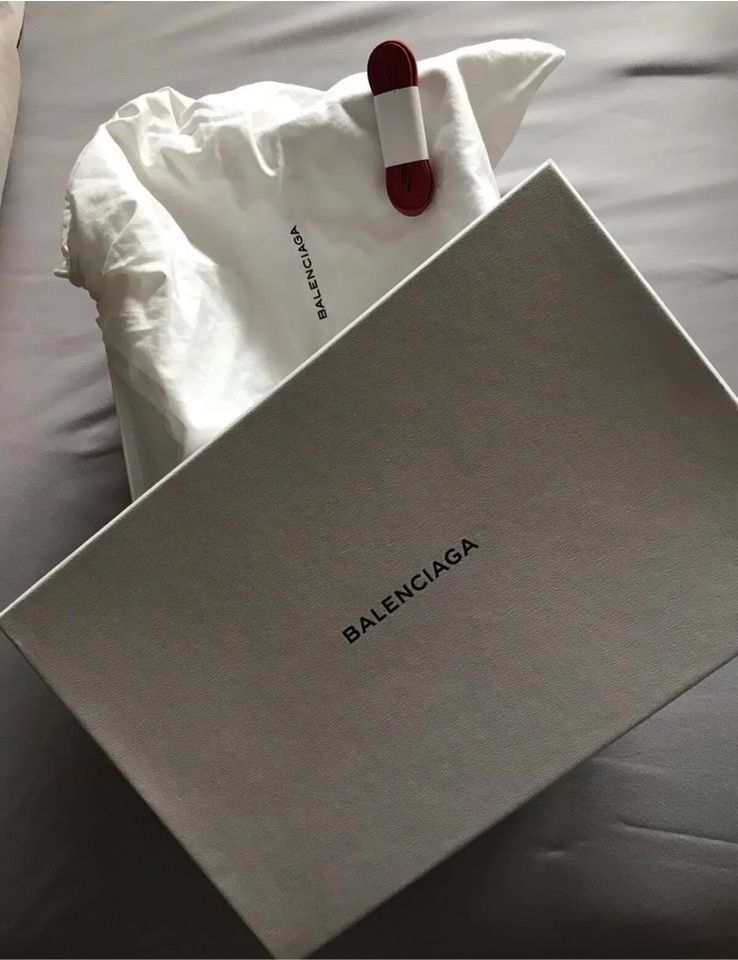 Balenciaga Arena Sneaker Rot Rouge Off White Größe 44 Triple S in Erfurt