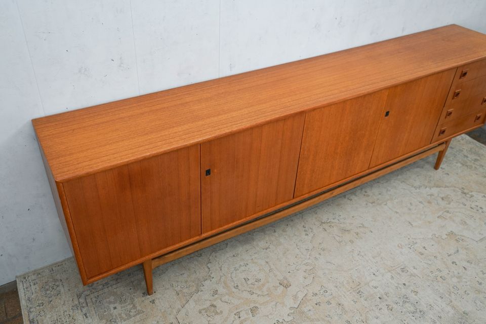 XXL Vintage Teak Sideboard Dänisch 60er Mid Century in Hamburg