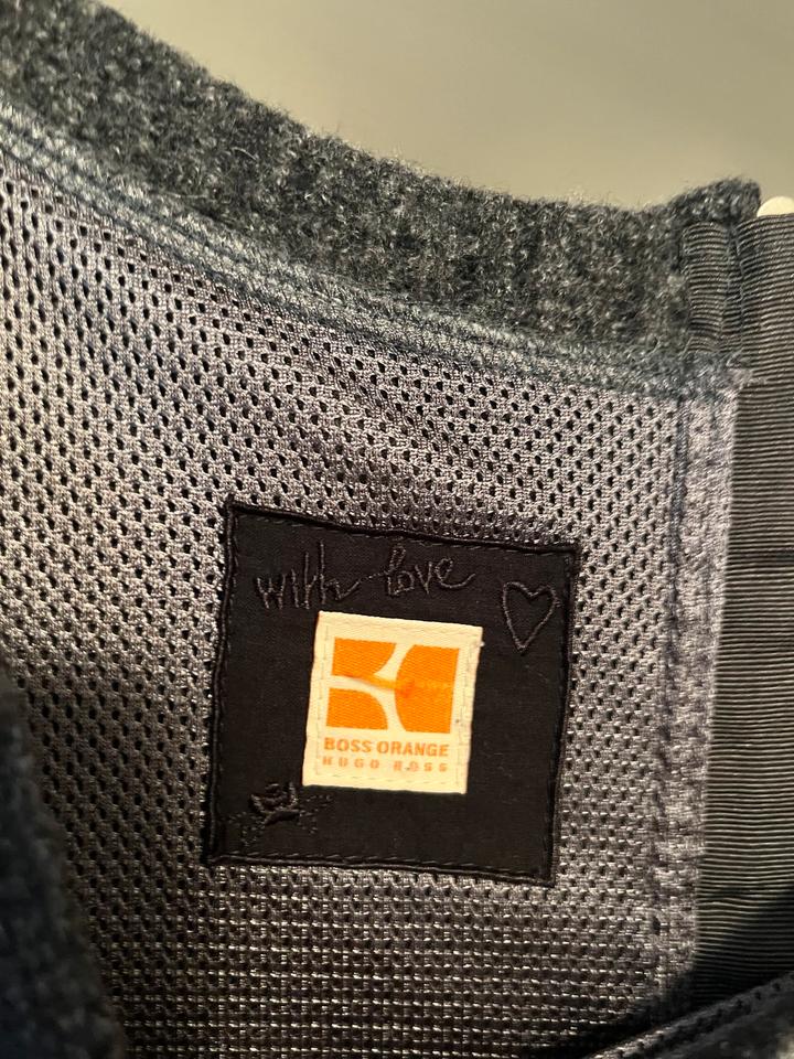 Hugo Boss -Orange Wollkleid mit raffinierten Reißverschluss in Maxdorf
