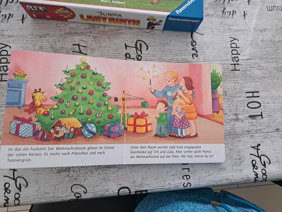 Weihnachten Kinderbuch mit Sound Effekt gut erhalten in Haibach