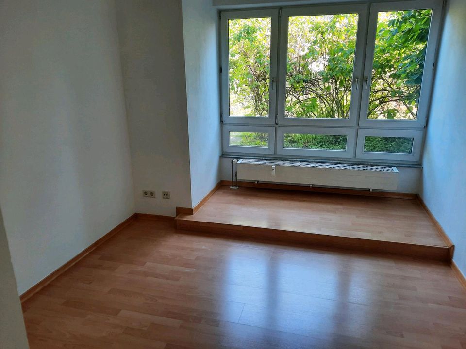 WG Zimmer/Pendler Zimmer in 3 Raum- Wohnung inkl. Katzen in Potsdam