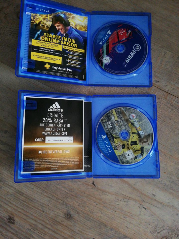 Fifa 17+19 Ps4 Spiele in Moers