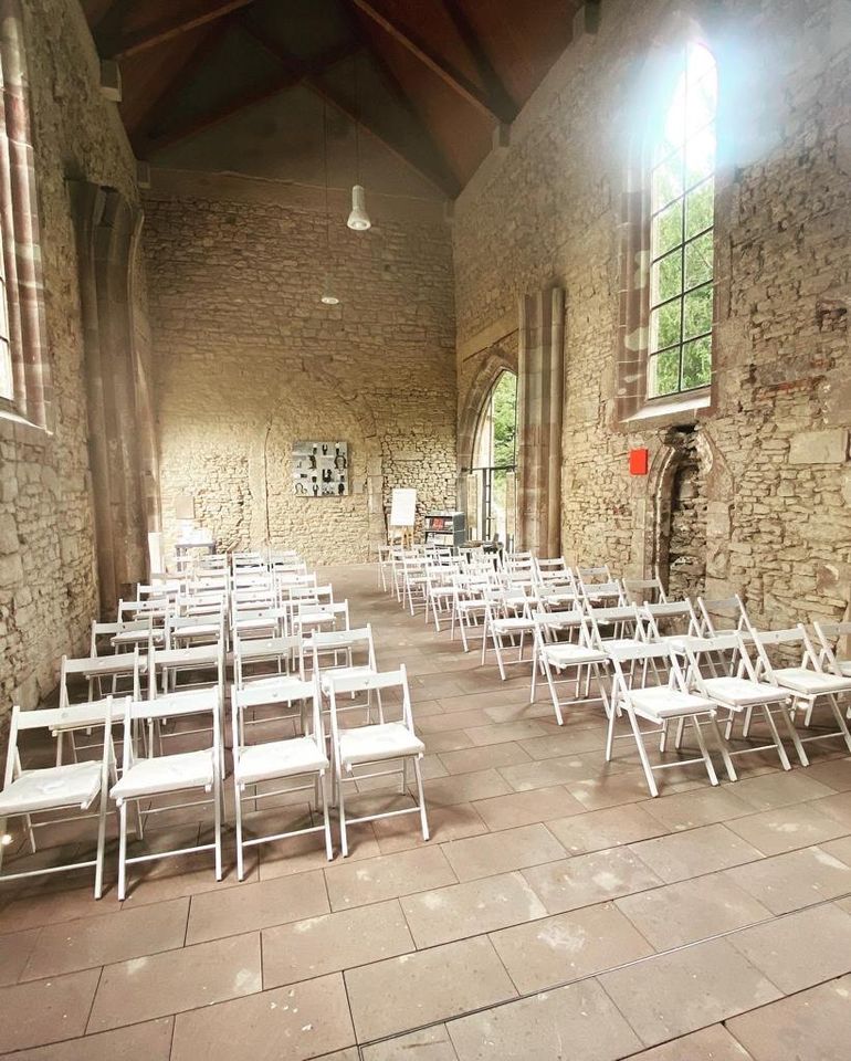 Stühle Klappstühle für Hochzeit Trauung Taufe Feier Mieten in Riegelsberg