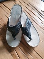 NEU Marco Tozzi Flip Flop Zehentrenner Sandalen LEDER Gr. 40 Hessen - Beselich Vorschau
