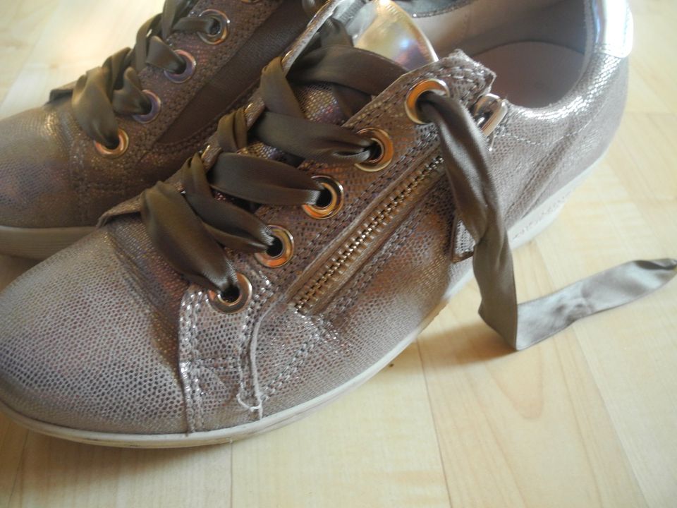 Schuhe von Gabor Comfort in silber Gr. 3,5 H in Velbert