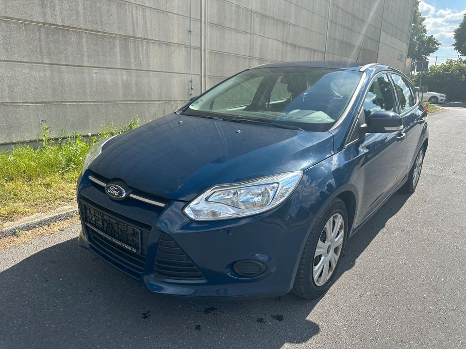 Ford Focus Lim. Ambiente*Klimaanlage*Euro5*1.Besitz* in Berlin