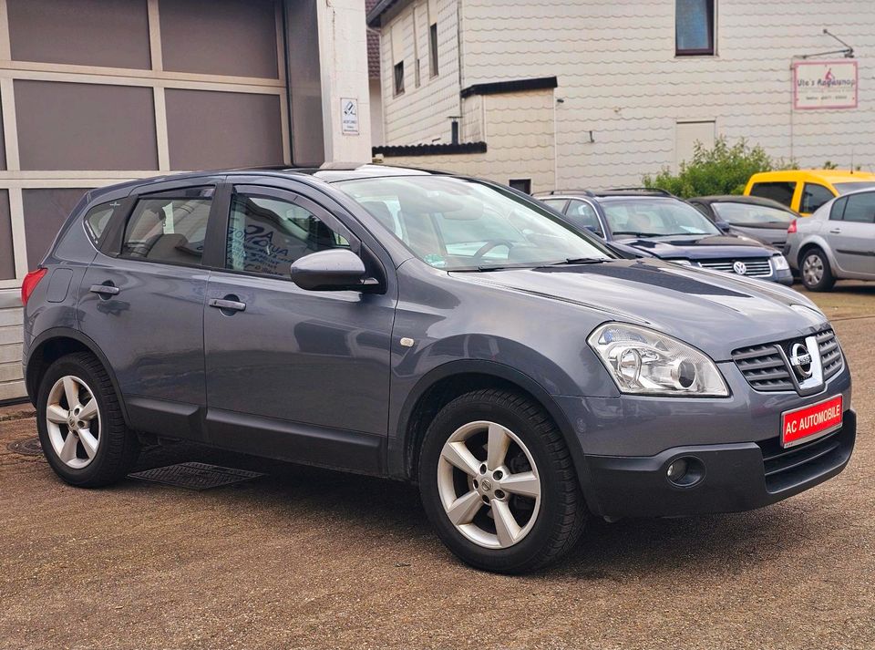 Nissan Qashqai 1.6 Acenta. PanoramaAnhängerkupplung in Bremerhaven