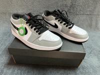 Nike Air Jordan 1 Niedrig Helles Rauchgrau Größe 41 - 42 Hessen - Obertshausen Vorschau