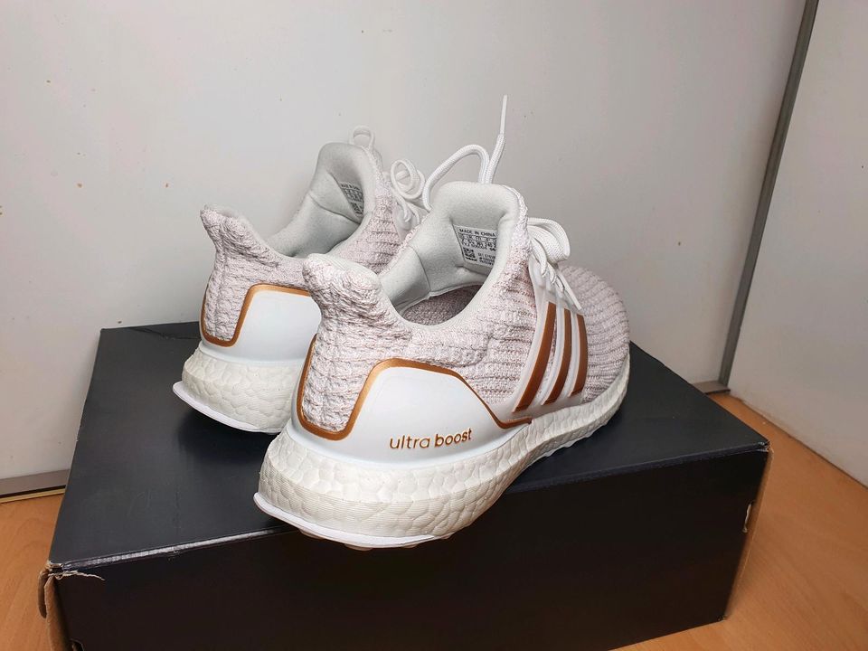 Adidas ultraboost ❗ NEU ❗ 38 2/3 in Schönwald Oberfr.