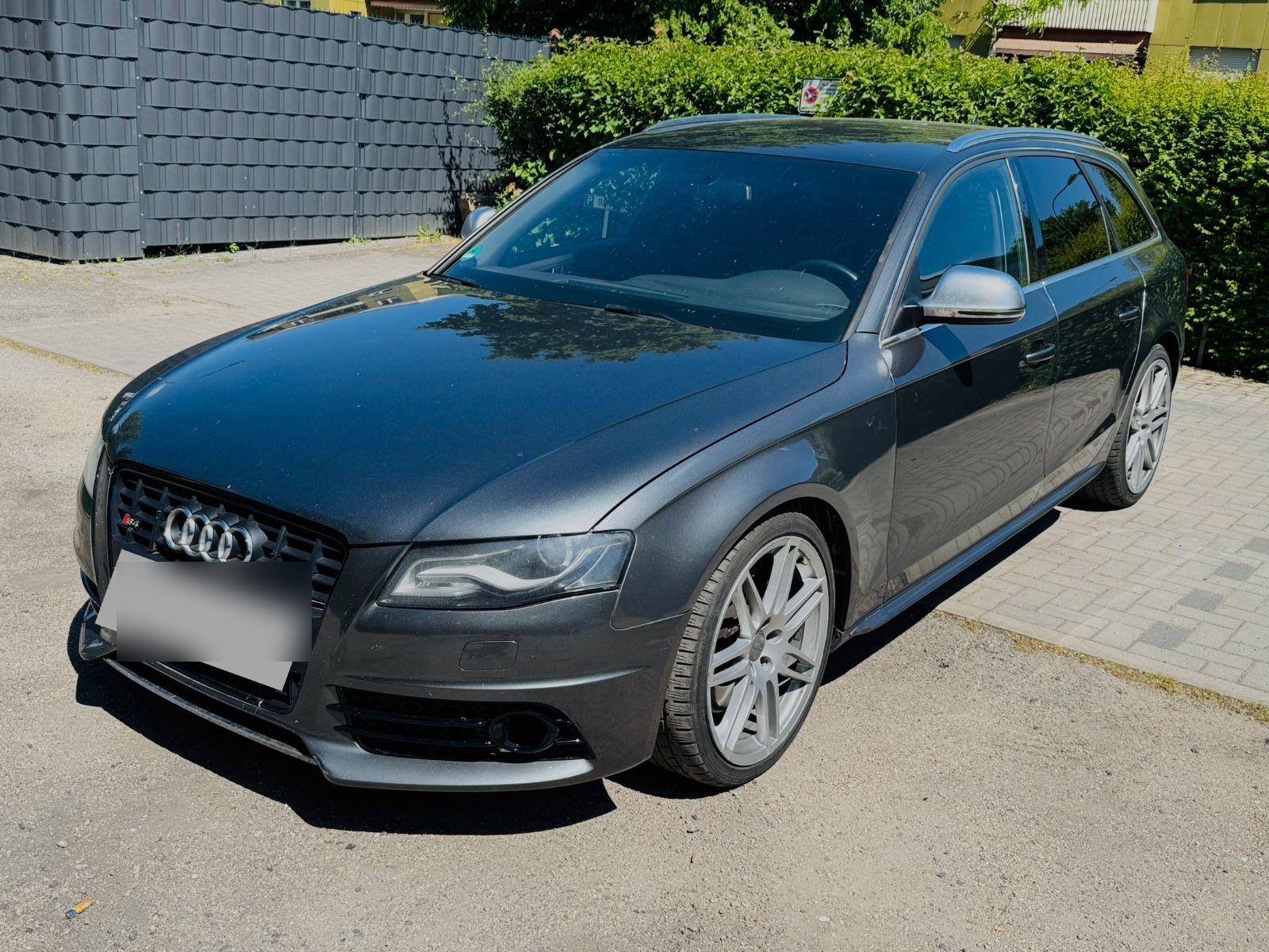 Abbildung des Autos Audi S4 3.0 TFSI S troni…