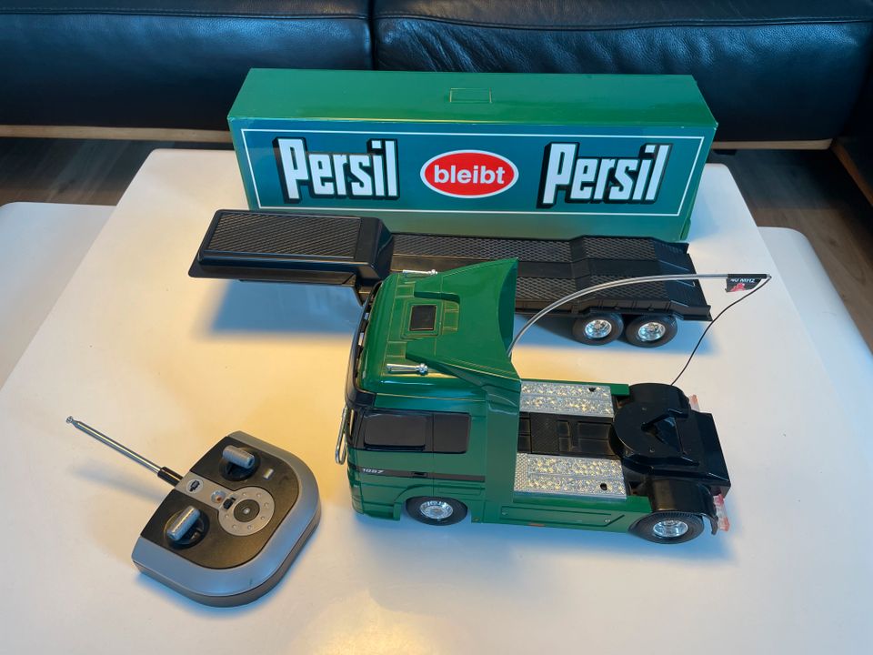 Rarität! Dickie RC Truck Actros 1857 "Persil" Sondermodell in Pfungstadt