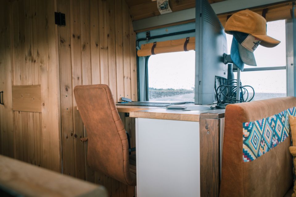 Schulbus Wohnmobil Tiny House in Walsrode