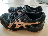 Asics Hallenturnschuhe in Grösse 34,5 Nordrhein-Westfalen - Issum Vorschau