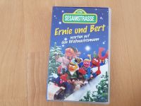 VHS Video-kassette Ernie Bert warten Weihnachts-mann Sesamstraße Stuttgart - Stuttgart-Nord Vorschau