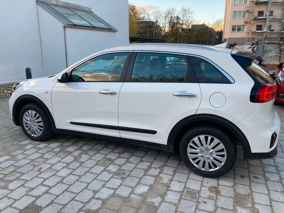 Kia Niro Eco Hybrid in Landshut