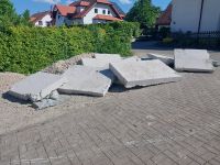 Betonplatten ca.150cm lang x 100cm breit x 15-20cm stark/armiert Baden-Württemberg - Westhausen Vorschau