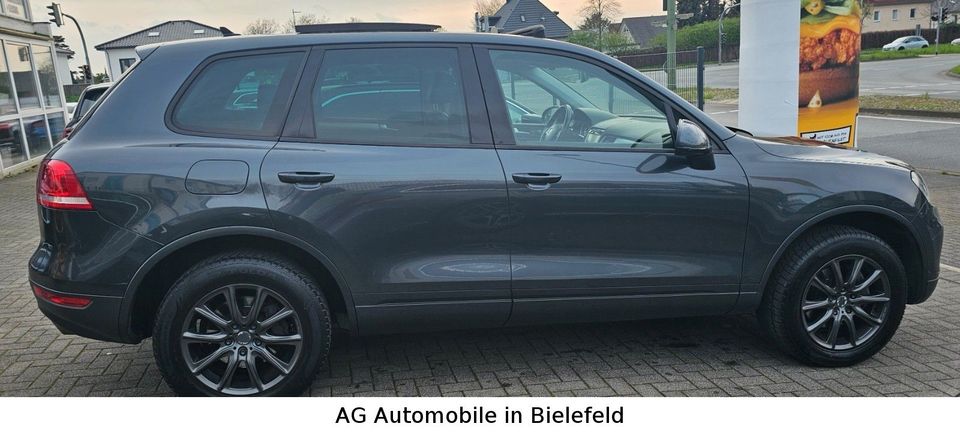 Volkswagen Touareg V6 TDI BMT"PanoramaSchiebedach"AHK"Leder in Bielefeld
