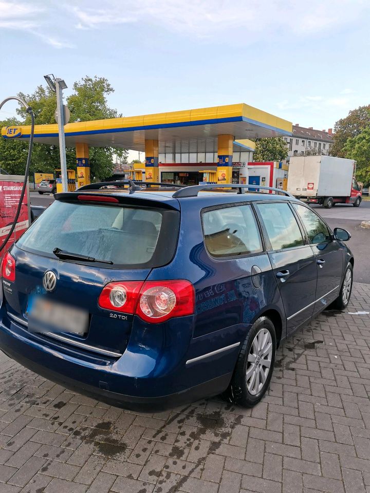 Volkswagen Passat 2.0tdi TÜV 06.2025 in Hanau