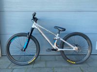 Canyon Stiched 720 pro Slopestyle Dirtbike Rock Shox MTB Rheinland-Pfalz - Brachtendorf Vorschau