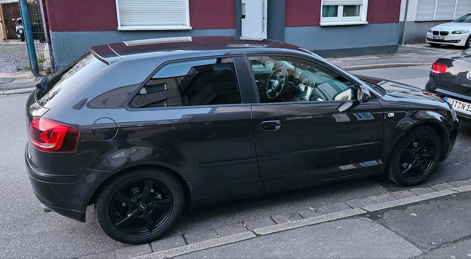 Audi A3 8P S3 Optik in Bochum