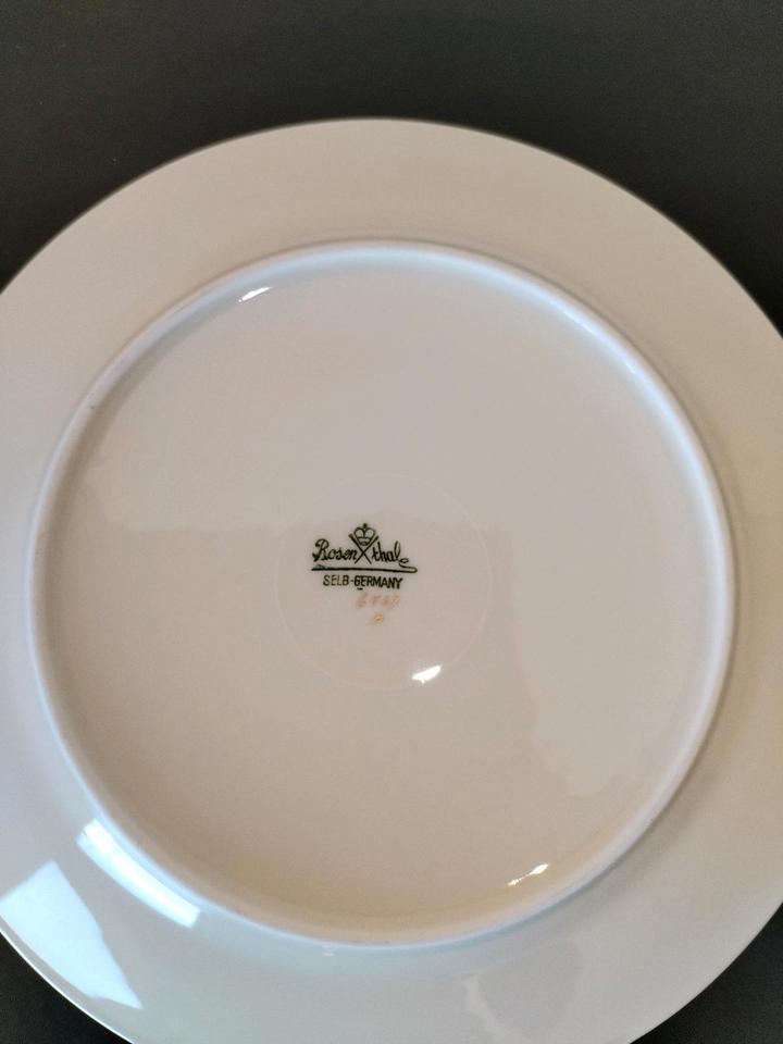 Tee/Kaffetasse mit Unterteller und Kuchenteller von Rosenthal in Rödermark