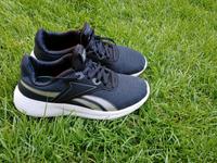 Sportschuhe, Turnschuhe Gr. 39 Baden-Württemberg - Schorndorf Vorschau