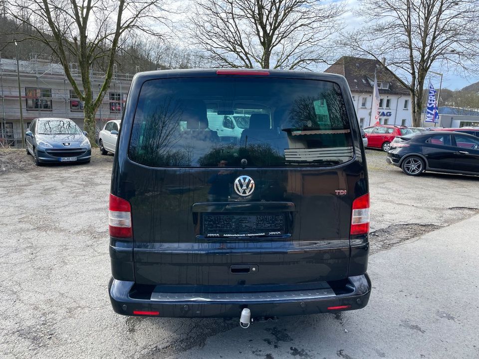 Volkswagen T5 Transporter Bus Multivan Comfortline in Gummersbach