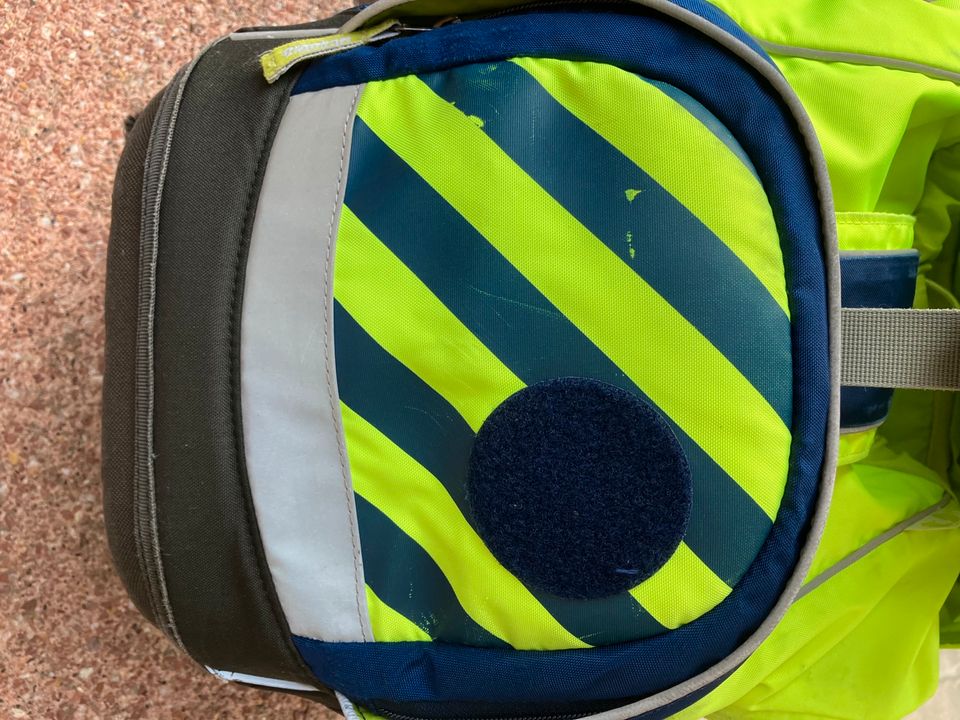 Ergobag Ranzen Illumi Bär mit Polizei Klettis in Floh-Seligenthal