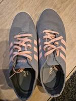 Adidas Schuhe Damen mädchen sneaker Nordrhein-Westfalen - Hamminkeln Vorschau