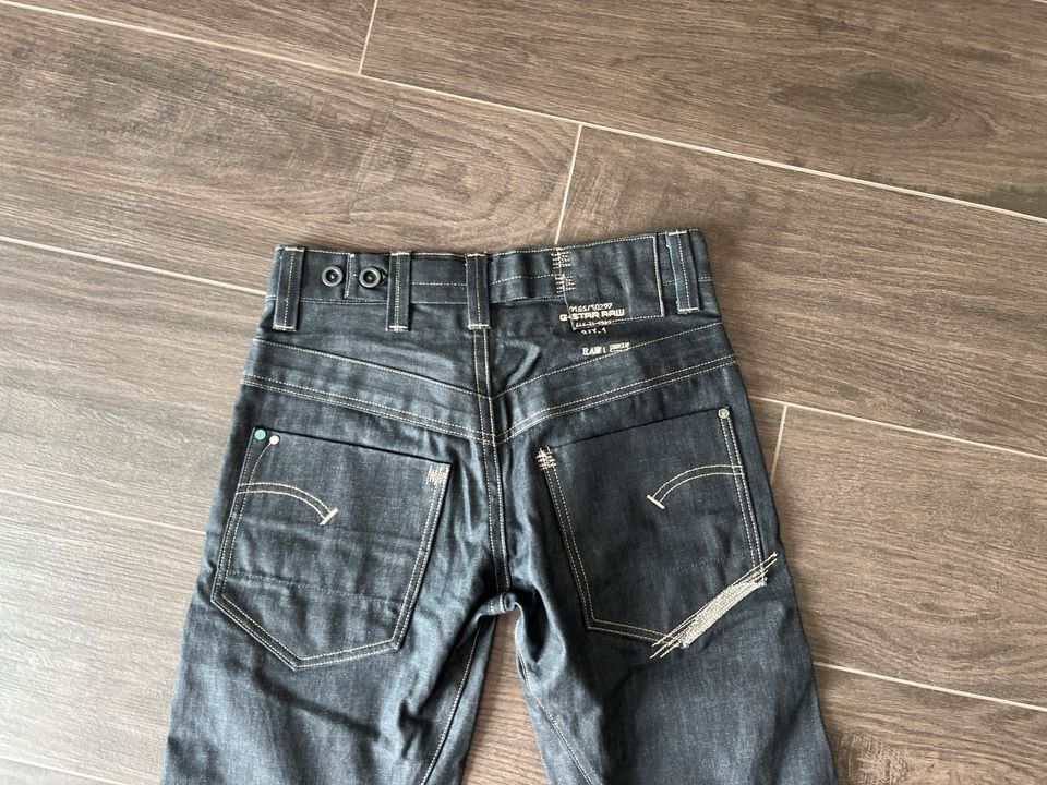 G Star Jeanshose neuwertig 30/30 in Bremen