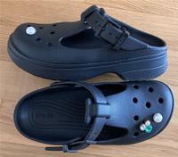 M4 W6 Gr. 36/37 neu Mary Jane crocs clogs schwarz mit jibbitz Hessen - Offenbach Vorschau