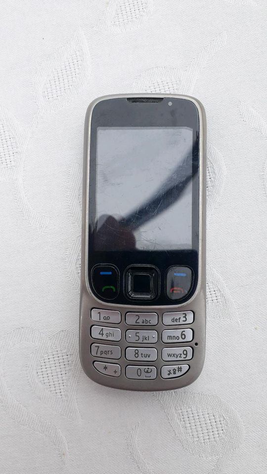 Handy Nokia Model 6303 c wenig gebraucht mit Kamera in Warburg