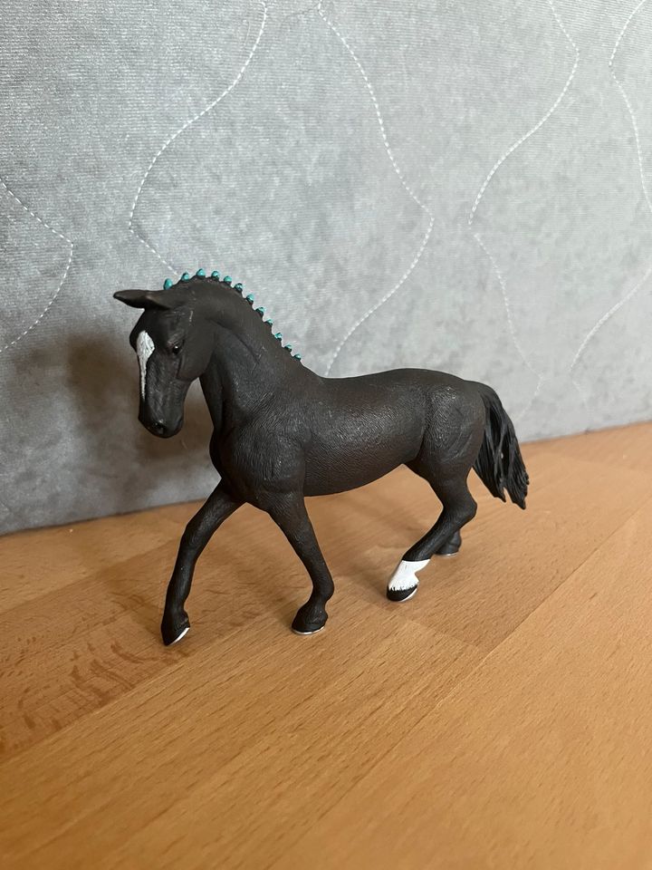 Schleich Horse Club - Schwarzes Pferd Set in Wunstorf