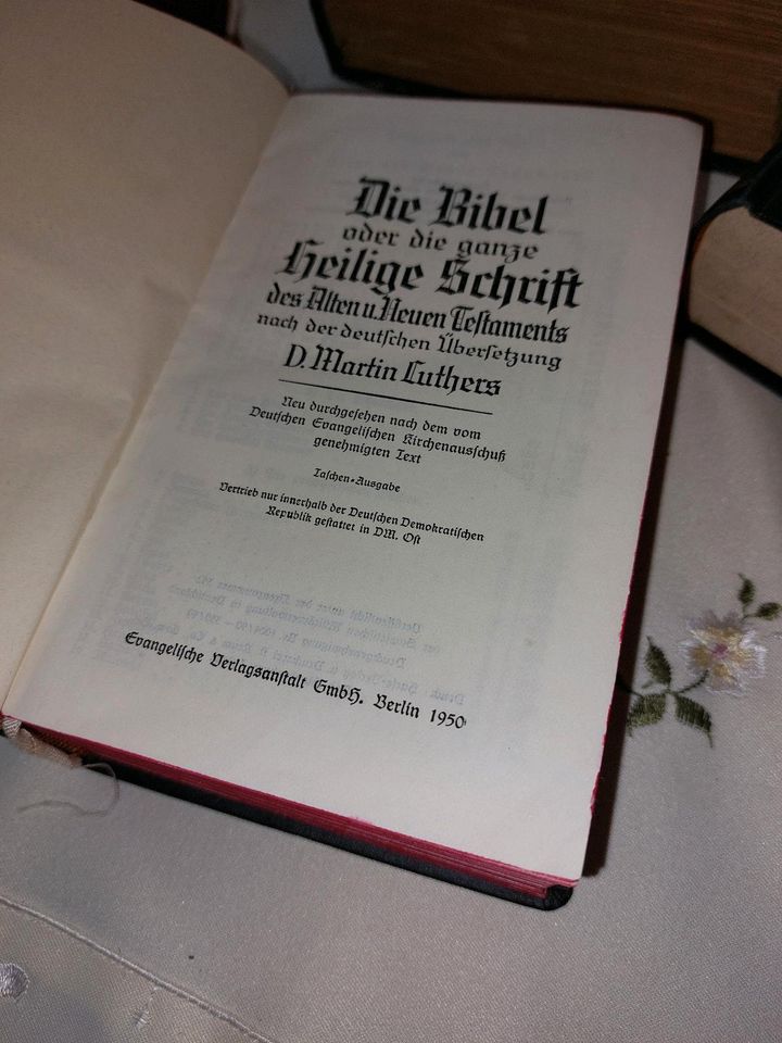 alte Bücher - Gesangsbuch, Bibel, Kirche in Grünhain-Beierfeld 