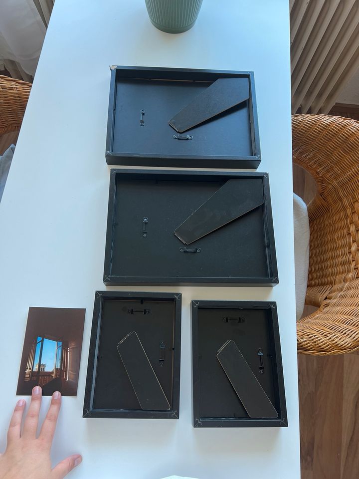 4 IKEA Bilderrahmen schwarz in Hamburg