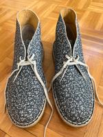 Clarks Desert Boots, Größe 38,5, blau mit Blümchen Rheinland-Pfalz - Worms Vorschau