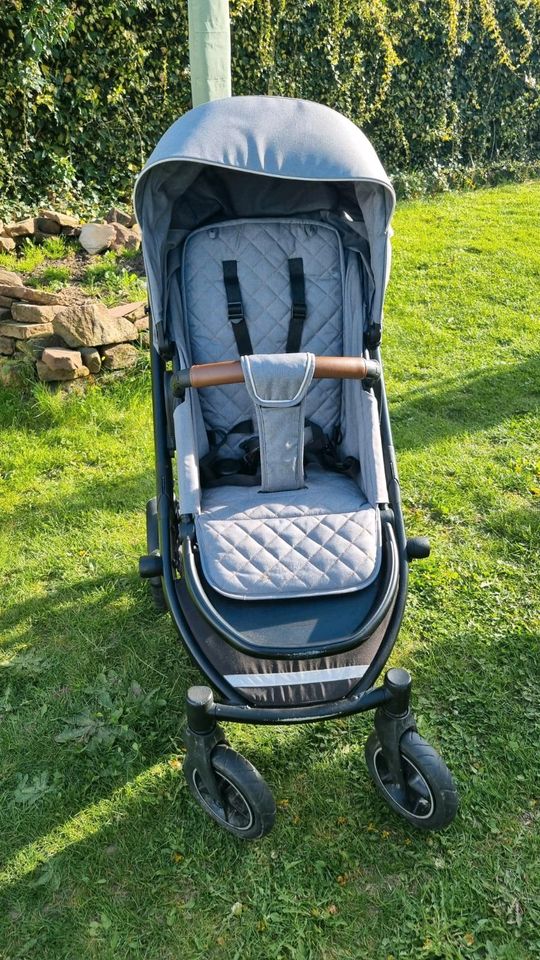 Römer Britax Smile 3 Buggy, Kinderwagen, Babywanne, Set in Neuhausen