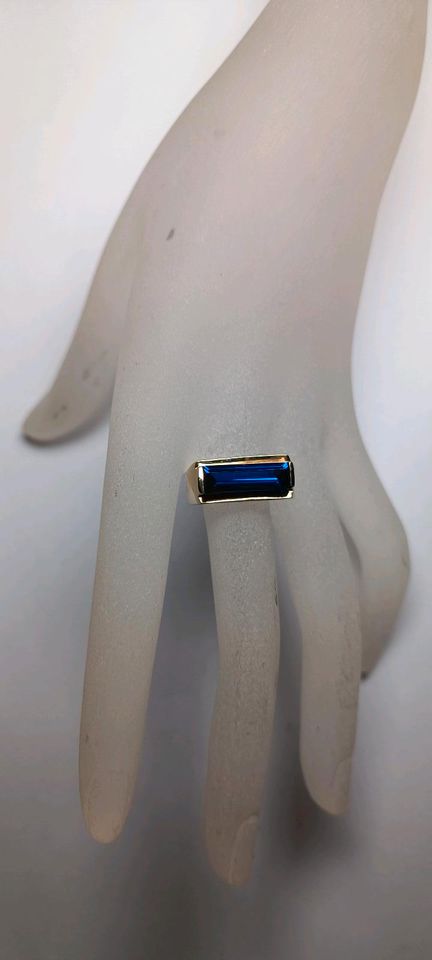 Blauer Saphir Ring 333 Gold 8 k 56 in Reinstorf